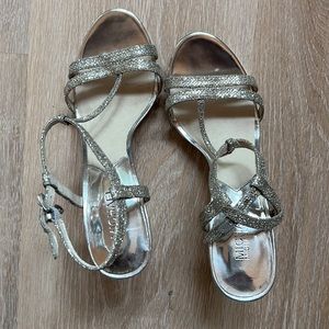 Nine West Yvonne Platform 8.5 Silver